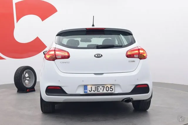 KIA Ceed 1,6 ISG EX 5D EcoDynamics - Lohkolämmitin & sisäp. / Vakkari / Bluetooth Image 4